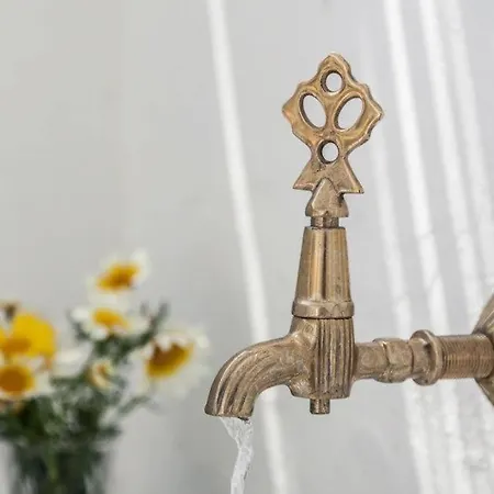 Yukari Sokak Vip Butik