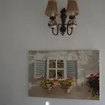 Yukari Sokak Vıp Butık *