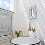 Yukari Sokak Vıp Butık Otel Alaçatı