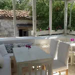 Otel Yukari Sokak Vıp Butık Alaçatı