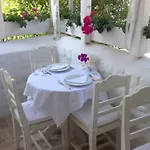 Yukari Sokak Vıp Butık Otel Alaçatı