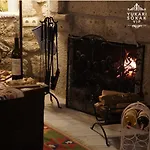 Yukari Sokak Vıp Butık * Alaçatı