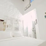 Yukari Sokak Vıp Butık *