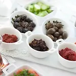 Yukari Sokak Vıp Butık * Alaçatı
