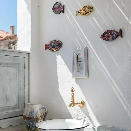 Yukari Sokak Vip Butik Alacati