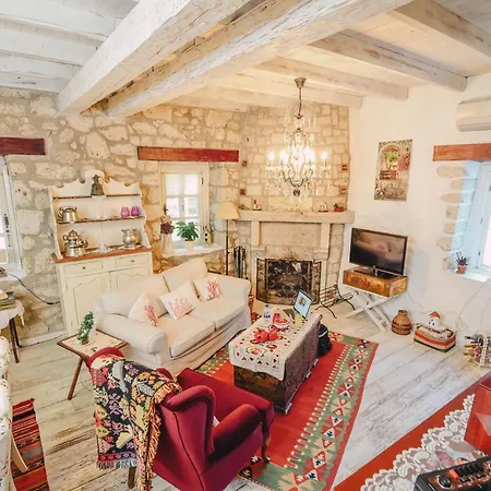 Yukari Sokak Vip Butik מלון אלאקאטי