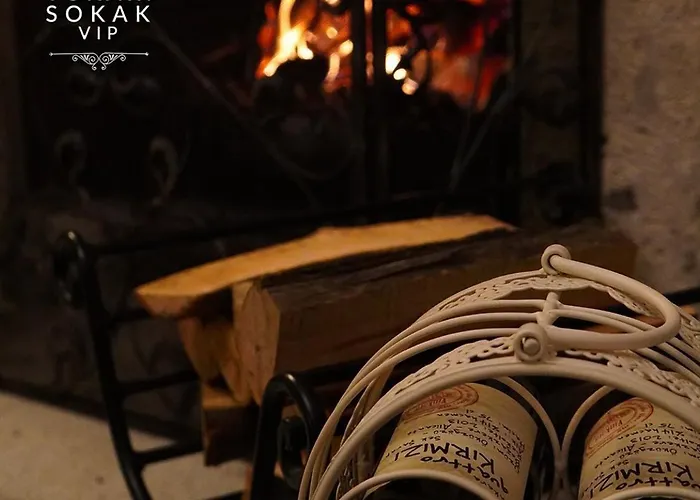 Yukari Sokak Vip Butik