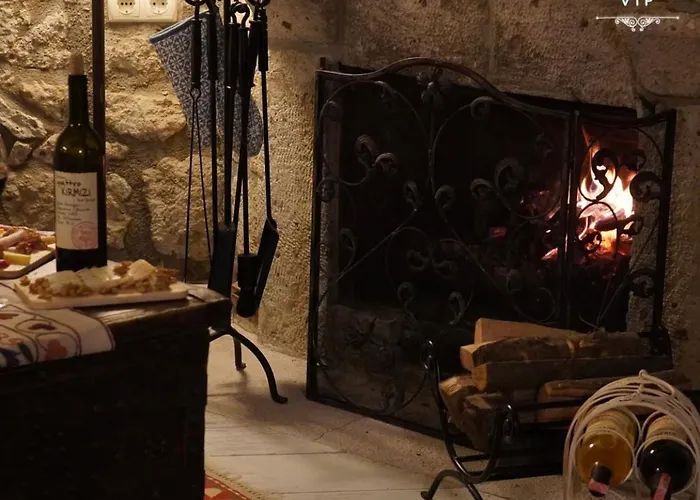 Yukari Sokak Vip Butik * Alaçatı