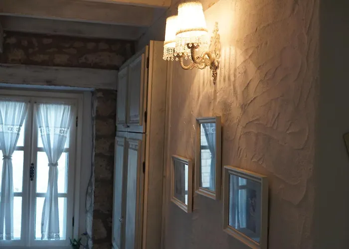 Yukari Sokak Vip Butik Hotel Alaçatı