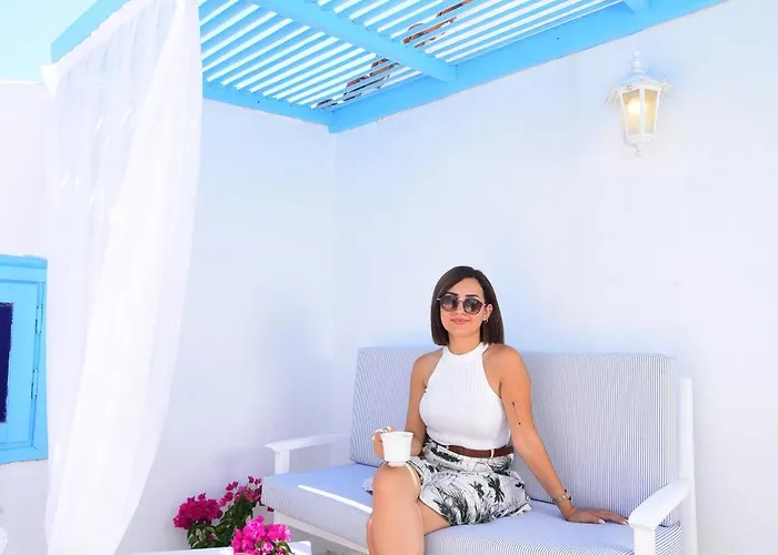 Yukari Sokak Vip Butik Alaçatı