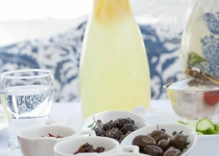 Hotel Yukari Sokak Vip Butik Alaçatı